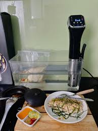 Bữa cơm gia đình của Tạ Kỳ Anh với giải pháp sous vide FFE